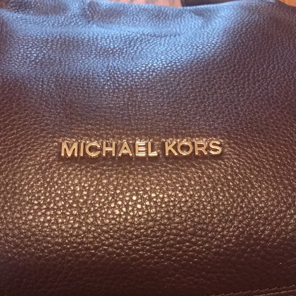 Michael Kors purse - Picture 3 of 11